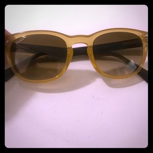Ray-ban wayfarer sunglasses